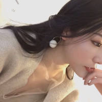 《神的双手·女图》 我必须让自己一直保持