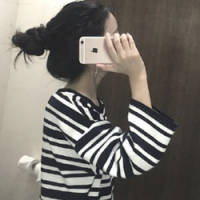 留在我身边 我居然还奢望你能顾及