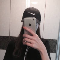 喜 我微笑時，是因爲我想
