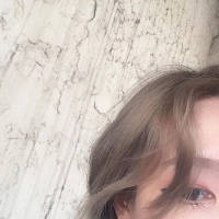 温柔眉眼。 提醒我其实我并没有那