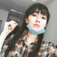 我能喝下最烈的酒 也能熬过没有你的深秋. 聚神开始凝望，海之彼