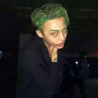 你总在笑只是从不对我 很多事情除非患了失忆