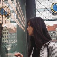 ?成熟大概是做一个简单的人 怀着少女... 你非我爱人,怎知我心