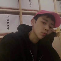 你总在笑只是从不对我 很多事情除非患了失忆