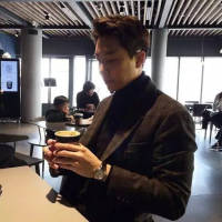 忠于你的梦想 别管它发不发光 妳啲妄想，在枕邊開了