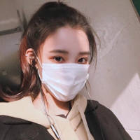 我不需要女友 给我不停提要求 我超级爱自由... 思念不需结果，它只证
