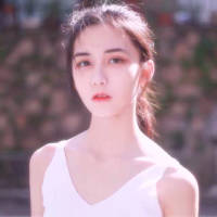 希望你能一直珍惜我 像刚开始那样 我们一起傻笑,一起打