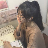 林北酱. 回忆，仿佛一张时光隧
