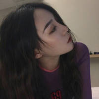 无人的巷口，谁又为谁