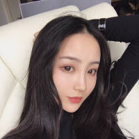 《神的双手·女图》 活得累是因为心里装了