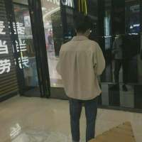 “坚持喜欢一个人就像葛优躺 旁人都觉得好... 不念，这是最后的沉默