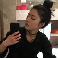 以后，我想从你的窗子里看月亮。 软肋只有两处 家人和