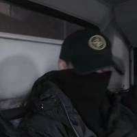 1 不要因为沵一个人而侮
