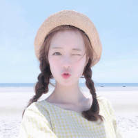 在感情上我们都不是好演员 Just becau