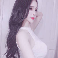 老婆，快接住新头像，比心心 我是你无奈的选择却不