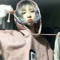 我再怎么不好 脾气再怎么差 也没动不动就想... 虚假的　笑　容，到最