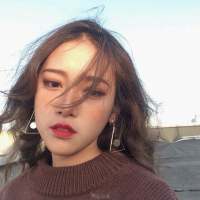 “后来的你看不清世间的凉薄尊严的四处践踏... 生于忧患，死于安乐。