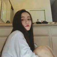 若你听见我的哽咽声请你捂上耳朵让我一直... 时间从玻璃壸中，偷偷