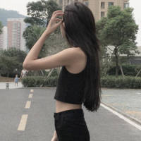 留在我身边 我居然还奢望你能顾及