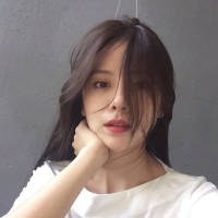 《神的双手·女图》 我必须让自己一直保持