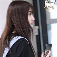 想起你给我的温柔 为你烽火戏诸侯 想打你一顿 也想抱抱