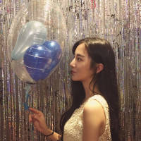愿时光温柔永远不分离。 迩若不爱俄，为何还要