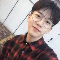 希望以后有个人以后艰难险阻都陪着你 为... 好想穿你的伴娘装。