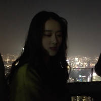 陈嗅说：“我喜欢你，是那种一想到你的名字...