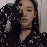 天黑ㄋ， 被孤独拥抱