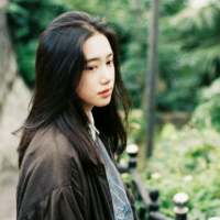 鹿长生：感情死了可生活还在 终于连在远处看你一眼