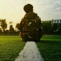 。 一生很短，少有圆满。