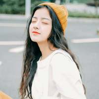 我既无趣又不酷一点也不可爱更不是小仙女 ... 山河拱手，为君一笑。