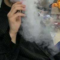 一干二净. 淡蓝色，并不是我的最