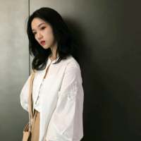 “做一个让别人想到就很美好的女孩子.” 我不知道该说什么，我