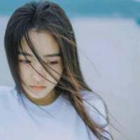 R. 小新 牵了三年的手三秒就能
