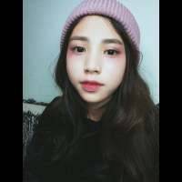 Babe-Aimee 一派纯真，撞上南墙，