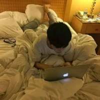 “ 喜欢饮料就别碰那杯水 ” 我将与孤独为伍 在此