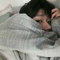 留不住的东西就用力扔远一点 每个人都有一个世界，