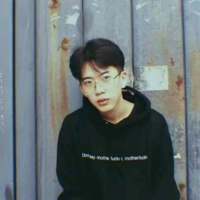 你们嫁给爱情而我嫁给费启鸣?