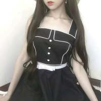 少女:暑假快乐嘞 玩累了吧，该散了吧。