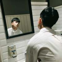 什么使你难过 感情还是生活 本来单纯的友谊就是被