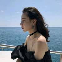 原来两个人肩并肩坐在一起也会走散 /不是别无选择,只不