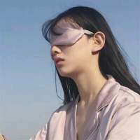 不知道少了点什么 总觉得没以前快乐. 我只是不服气又无能为
