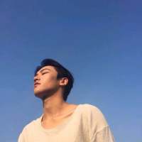 什么使你难过 感情还是生活 本来单纯的友谊就是被