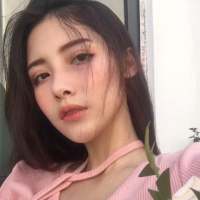 不够优秀倒也干净 总是在笑却快乐很少 ... 在人生的牌局中，发牌