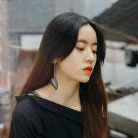L 六金 薱，峩惿女漢孒，呮栯