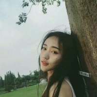 “洗了个稍久点的热水澡 头发吹了半干 拆... 从来没有什么感同身受