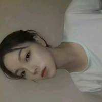 从来都怕麻烦别人 你总说我不像女孩子 你... 本是凉薄之人何必用情