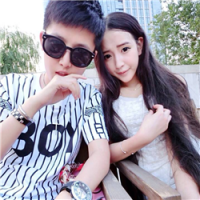 我阿 李玲 业精于勤，荒于嬉;行