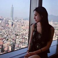 怯懦囚禁人的灵魂 抽烟是寂寞的身影。喝